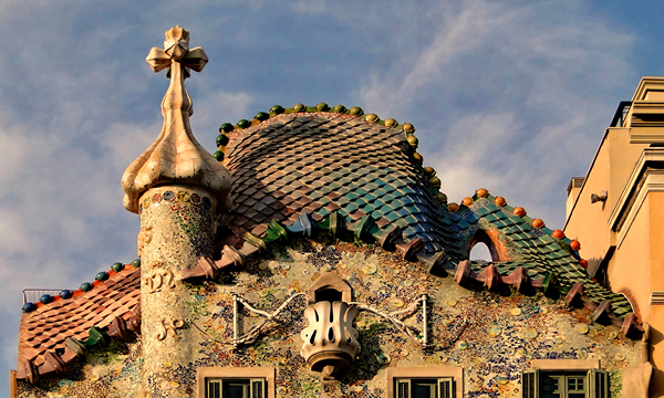 Roof of Casa Batllo from Antoni Gaudi must see in Barcelona